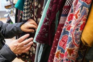 „Kradla v sekáči věci za 50 korun. Měla jsem mlčet?“ Anna nahlásila zlodějku a netušila, co způsobila